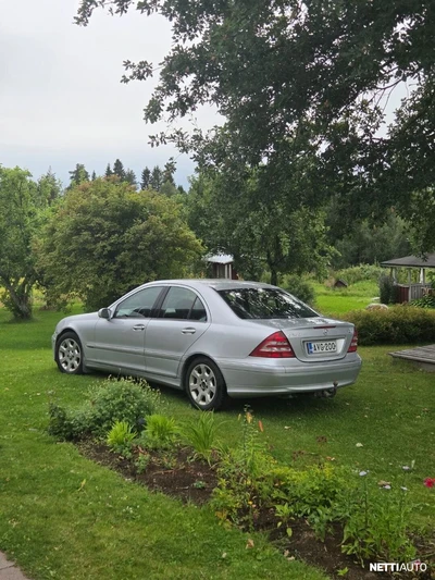 Mercedes-Benz C 200 W203 C 200 CDI 2007, kuva 2/12
