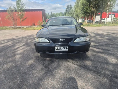 Ford Mustang 1995, kuva 3/9