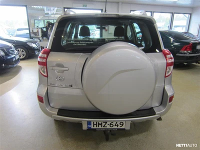 Toyota RAV4 2,2 D-4D 4WD 150 2010, kuva 4/20