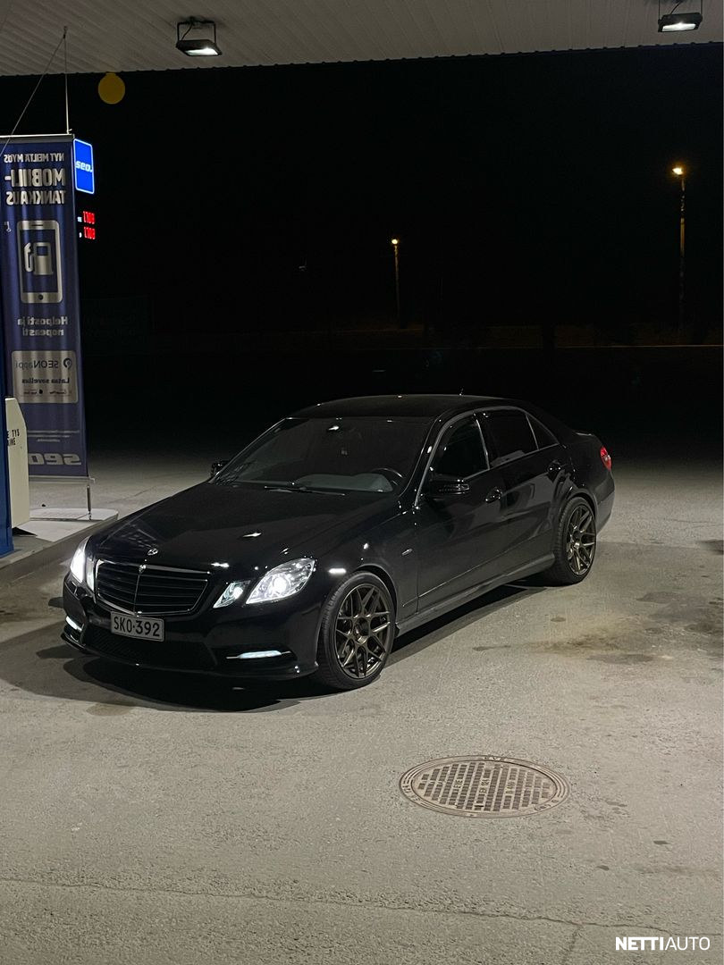 Mercedes-Benz E