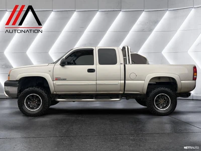 Chevrolet Silverado 2004, kuva 2/18