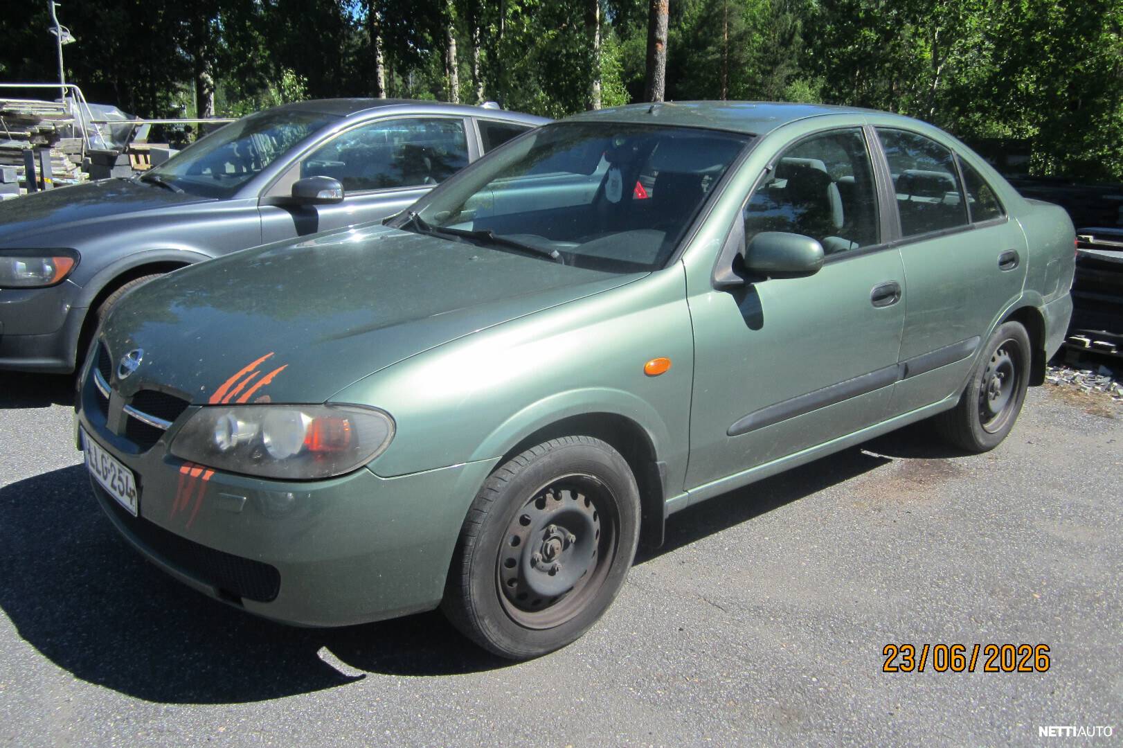 Nissan Almera