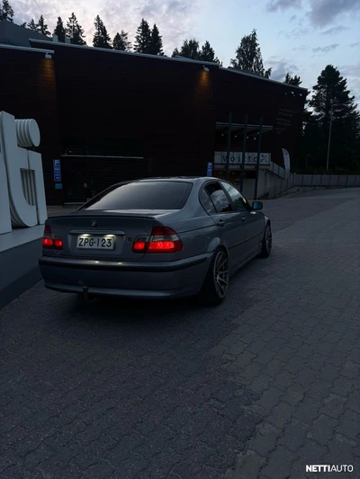 BMW 330 2004, kuva 3/5