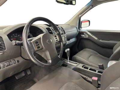 Nissan Navara Navara 4ov 2488cm3 A 2006, photo 7/33