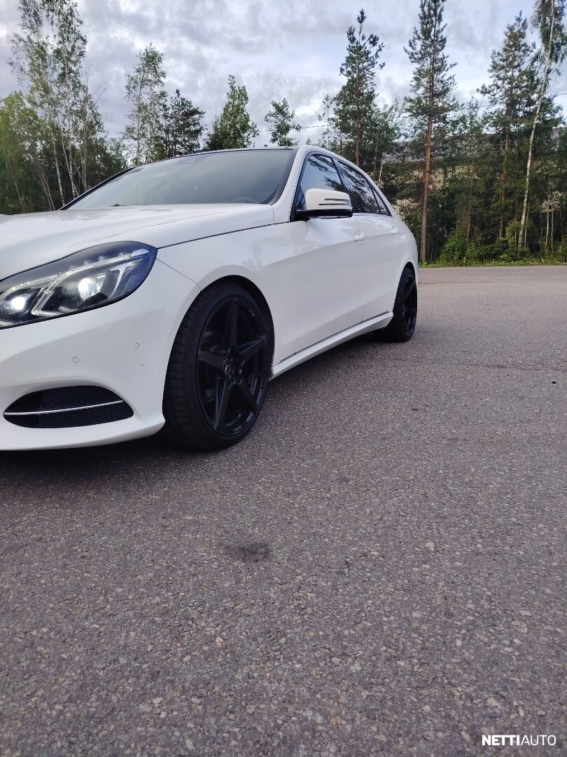Mercedes-Benz E