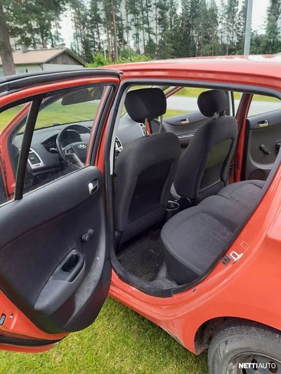 Hyundai i20 1,4 5d Comfort 2011, kuva 4/10
