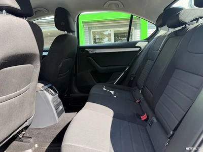 Skoda Octavia 2015, photo 7/9