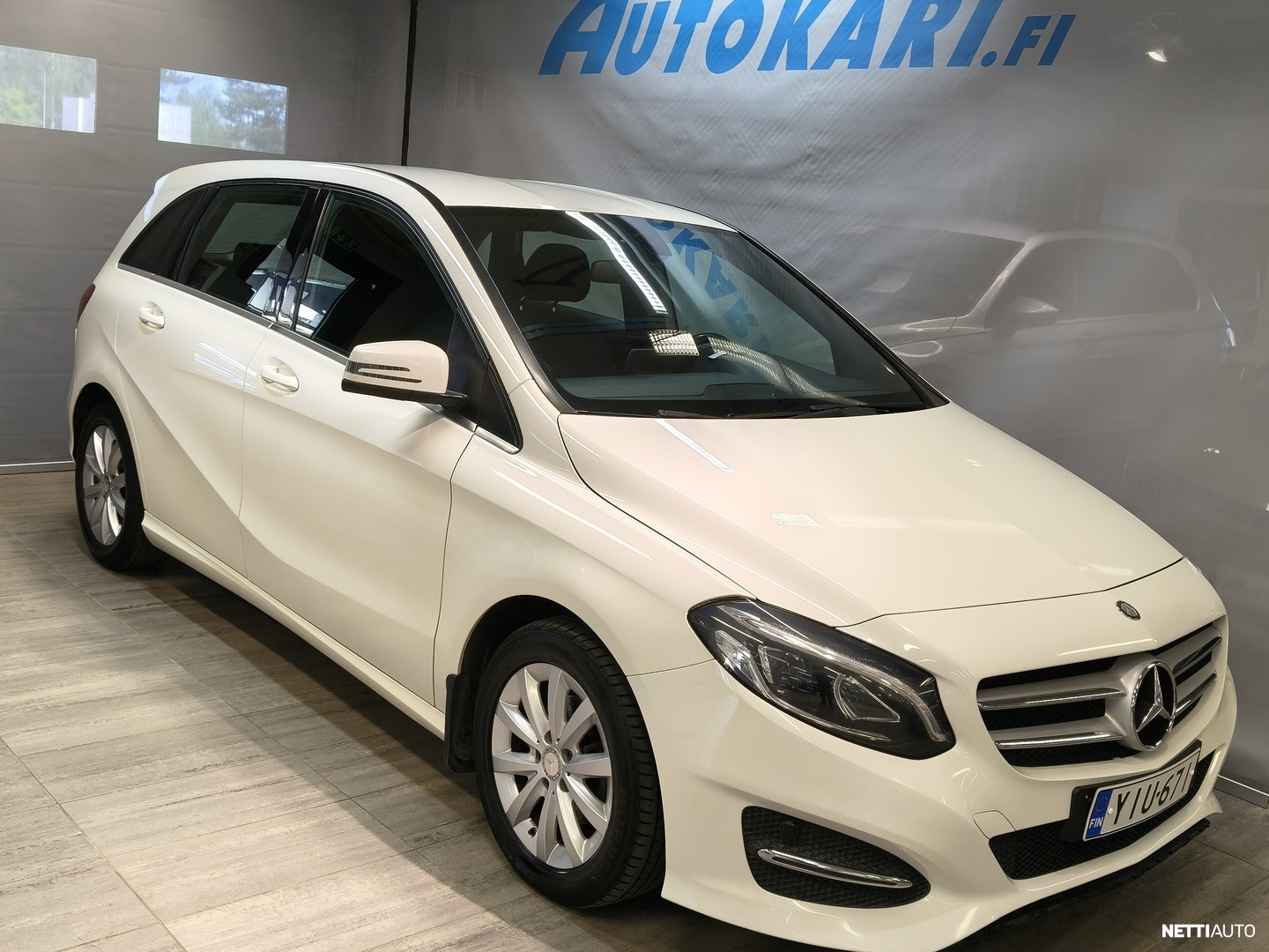 Mercedes-Benz B