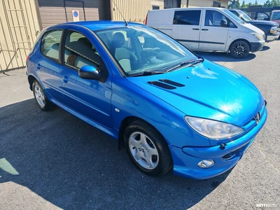 Peugeot 206 Trendy 1,4 5d 2005, photo 7/18