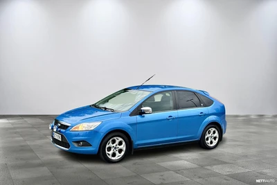Ford Focus 1,6 100hv GHIA 5-ov 2009, photo 2/13