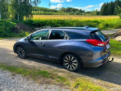 Honda Civic Tourer 1.8i 2015, kuva 2/21