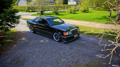 Mercedes-Benz 300 1990, kuva 4/4