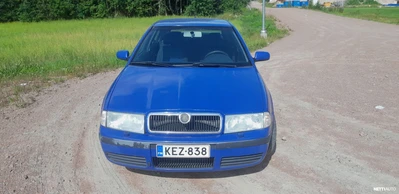 Skoda Octavia 2004, kuva 1/9