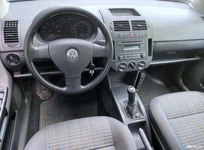 Volkswagen Polo Trendline 1,4 59 kW 4d 2008, photo 6/8