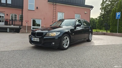 BMW 318 2009, photo 1/24