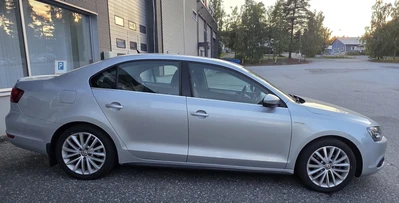 Volkswagen Jetta 2013, kuva 4/26