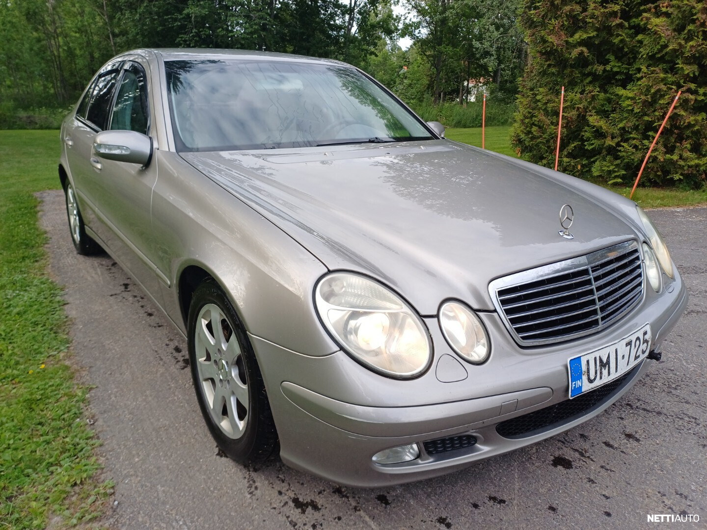 Mercedes-Benz 200