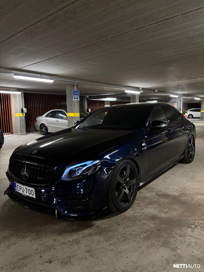 Mercedes-Benz E 43 AMG