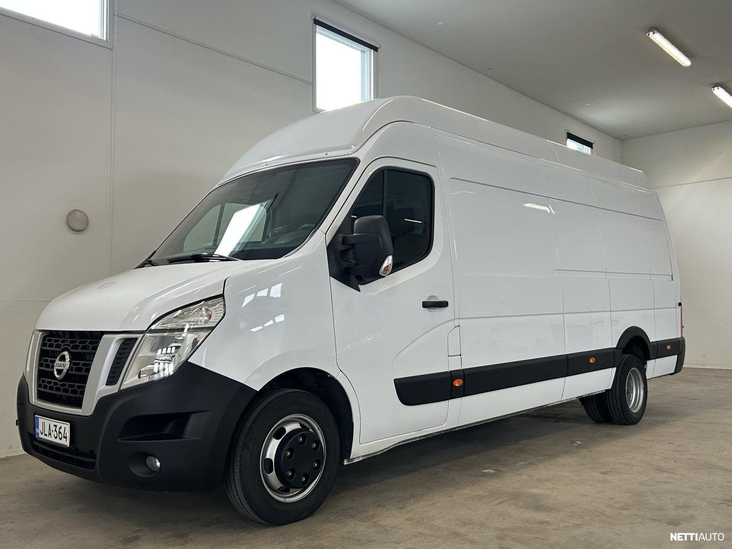 Nissan NV400