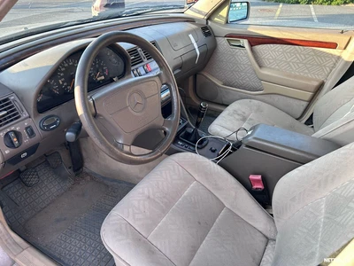Mercedes-Benz C 200 1995, kuva 5/9