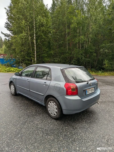 Toyota Corolla 2003, photo 2/15