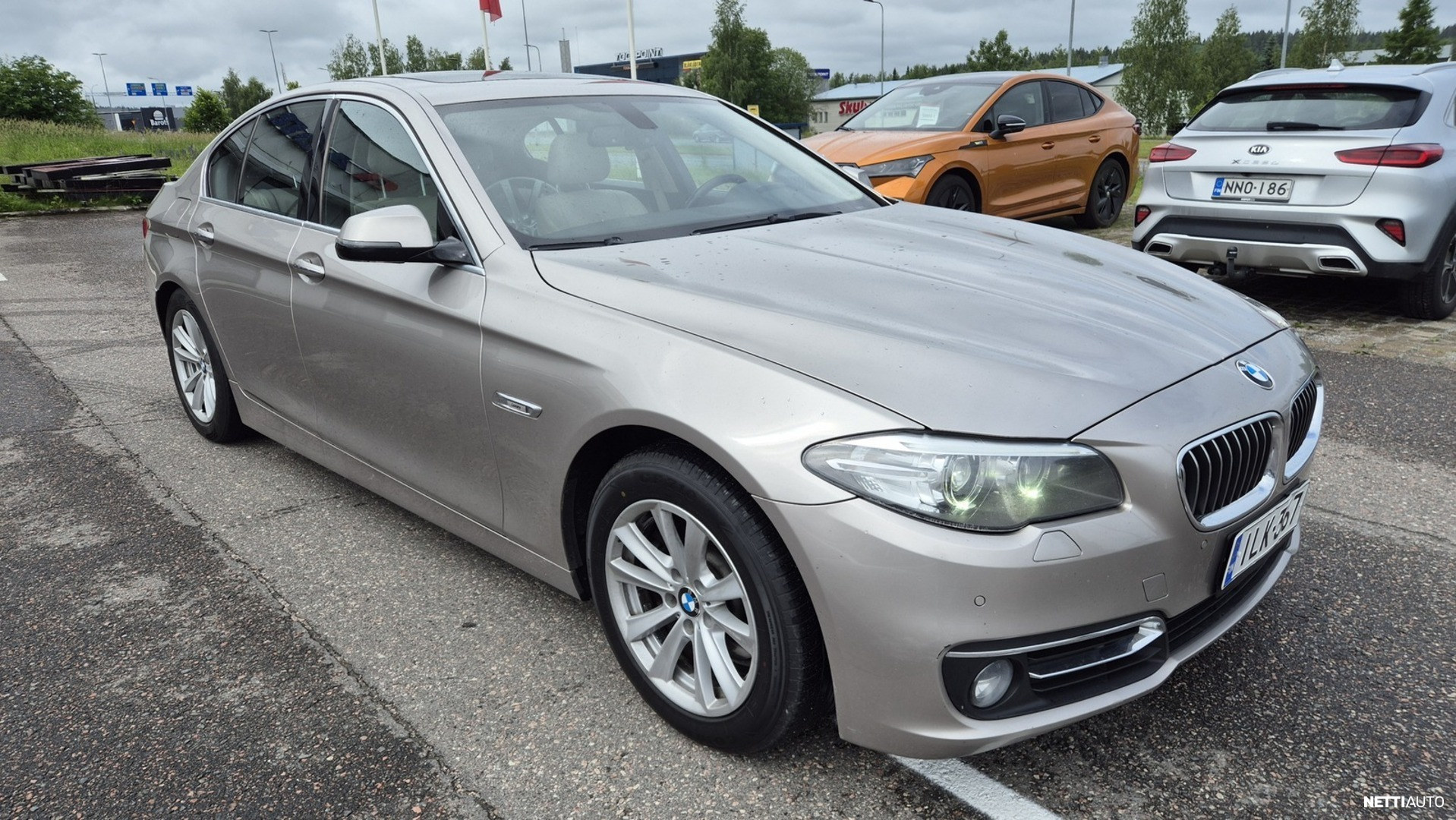 BMW 520 F10 Sedan 520d TwinPower Turbo A xDrive Limited xDrive Edition Luxury