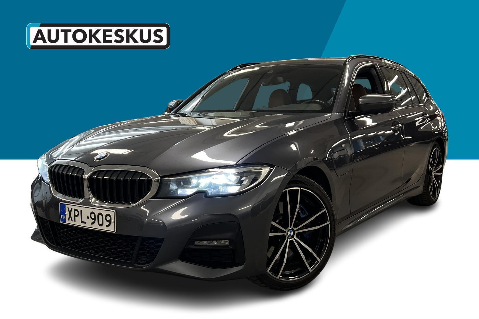 BMW 330