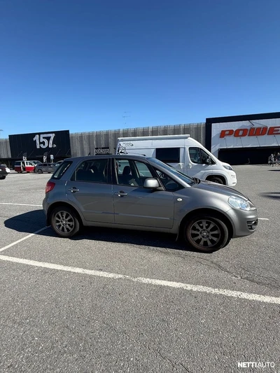 Suzuki SX4 2011, photo 8/8