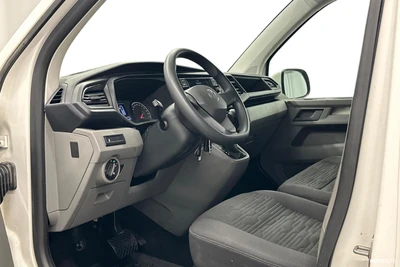 Volkswagen Caravelle 2022, photo 7/35