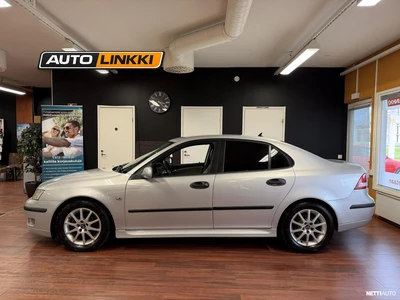 Saab 9-3 2.2 Tids Vector Sedan 2003, photo 2/10