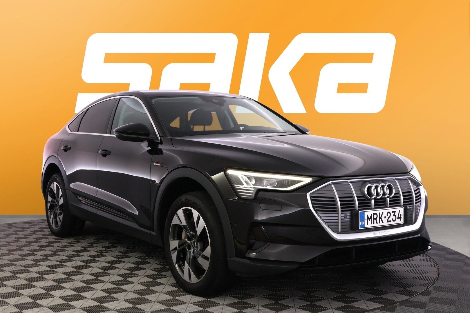 Audi e-tron