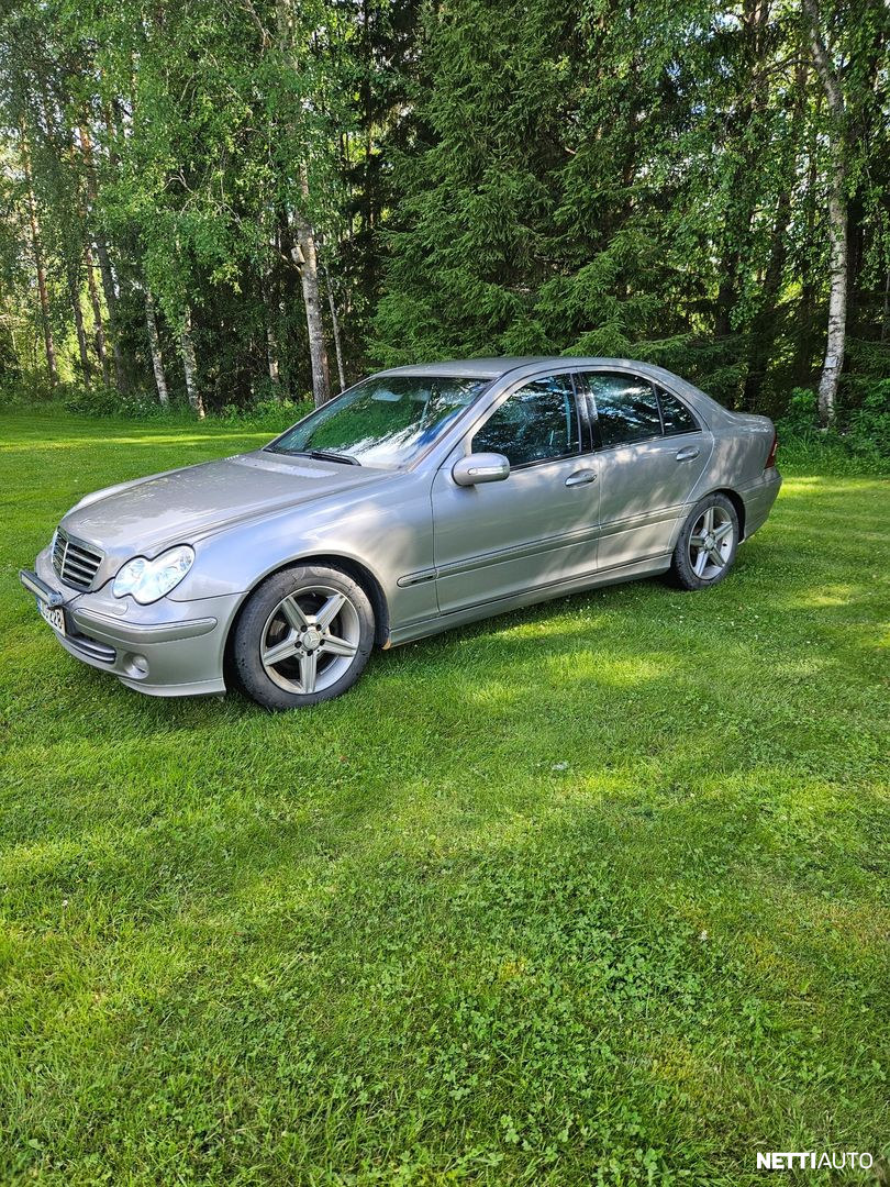 Mercedes-Benz C 200