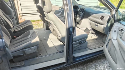 Chrysler Grand Voyager 2007, kuva 6/10