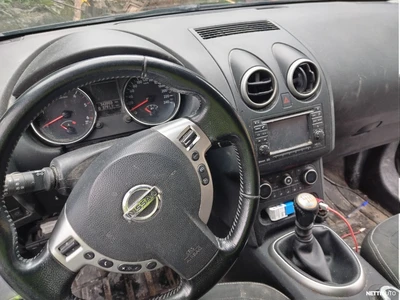 Nissan Qashqai+2 2011, kuva 4/8