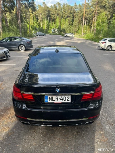 BMW 750 2012, kuva 6/21