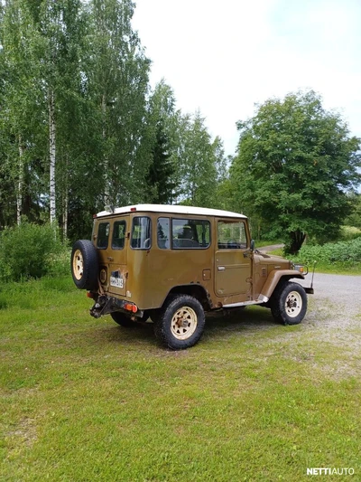 Toyota Land Cruiser BJ 40 1980, photo 6/8