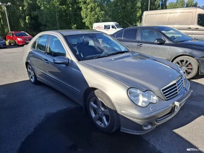 Mercedes-Benz C Kompressor 2007, kuva 2/5