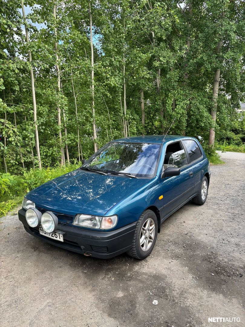 Nissan Sunny