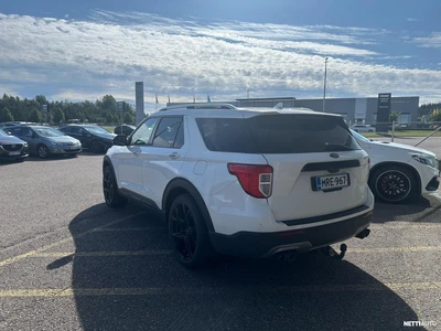 Ford Explorer 2021, photo 2/3