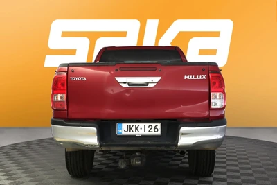 Toyota Hilux 2017, photo 7/29