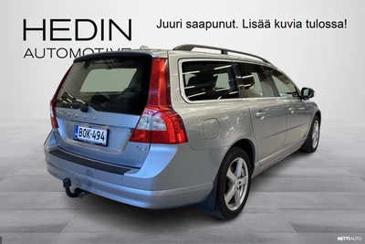 Volvo V70 D3 Momentum aut 2011, kuva 2/16