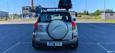 Toyota RAV4 2,2 D-4D 136 Clean Power 4WD 2007, kuva 4/10