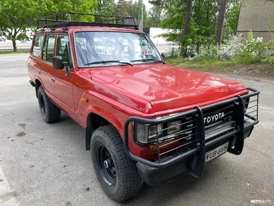 Toyota Land Cruiser 1989, photo 2/24
