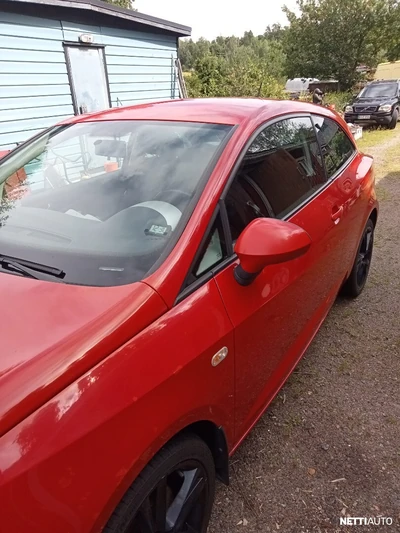 Seat Ibiza 1,6 TDI 105 DPF CR Sport 2011, photo 4/13