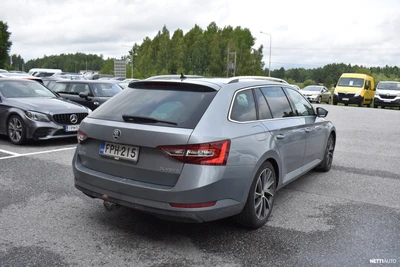 Skoda Superb 2018, kuva 2/13