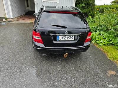 Mercedes-Benz C 2011, kuva 4/9