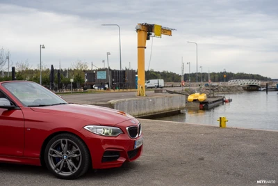 BMW M235i xDrive 2016, photo 4/9