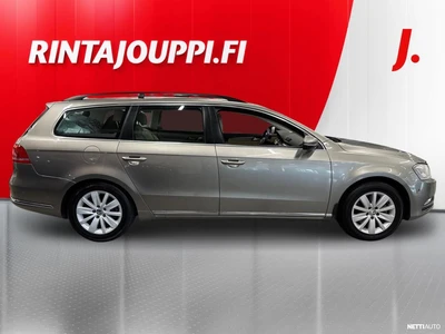 Volkswagen Passat 2013, photo 6/21