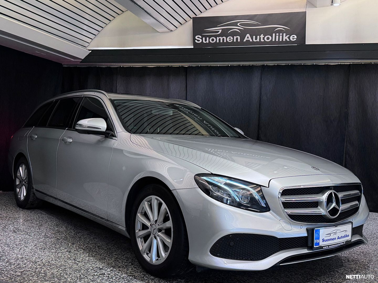 Mercedes-Benz E