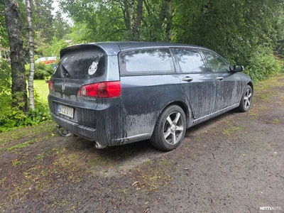 Honda Accord 2004, photo 2/10